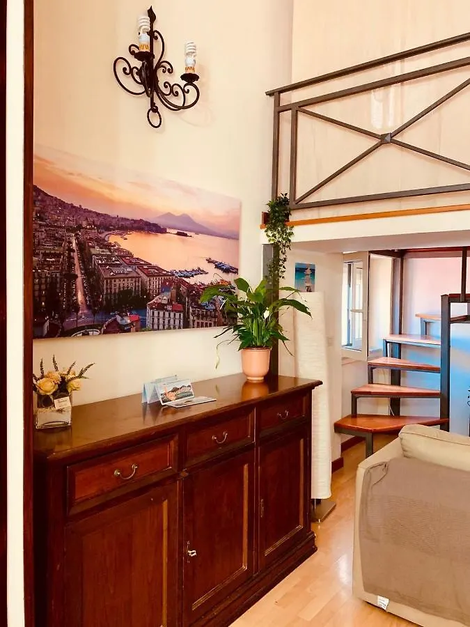 Di Sarno’s Guest House Appartamento Napoli Italia