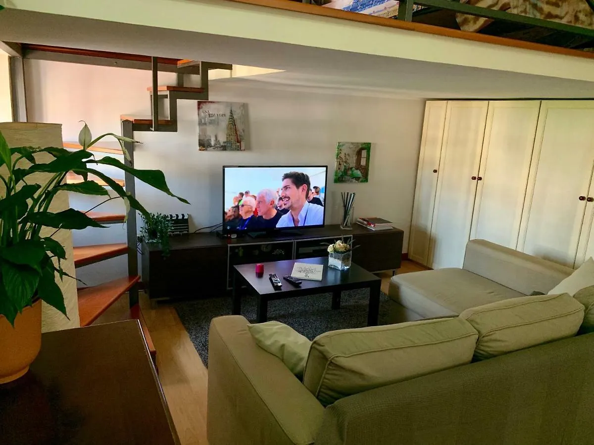 Di Sarno’s Guest House Appartamento Napoli Italia