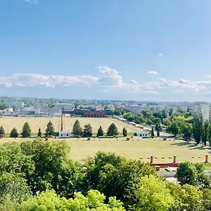 https://40-m2-apartament-city-centrum-1km-od-dworca-centralnego.warsawhotelspoland.com
